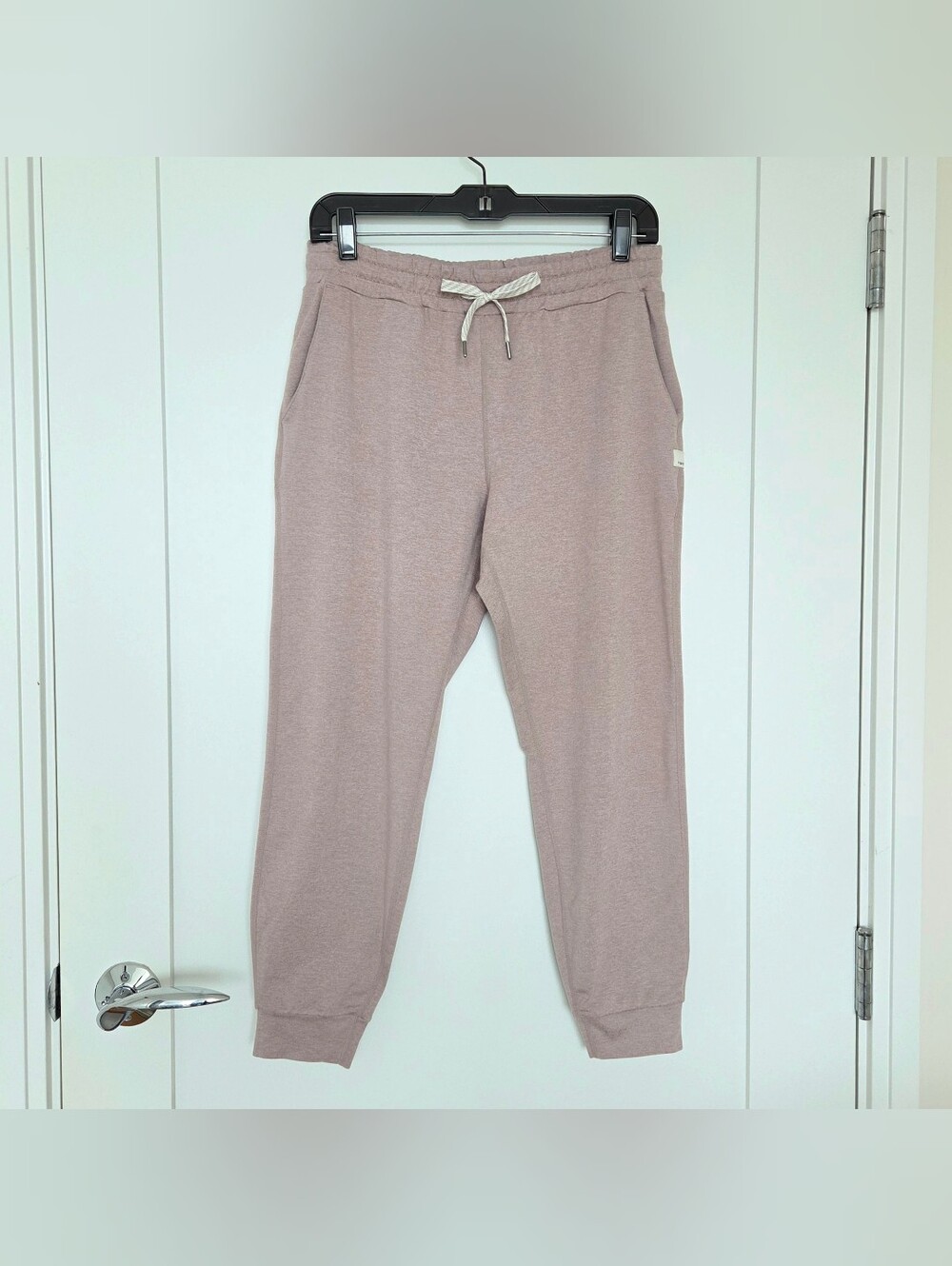 Vuori Women's Performance Joggers - XS - Light Pink (Umber Heather?) - VW303